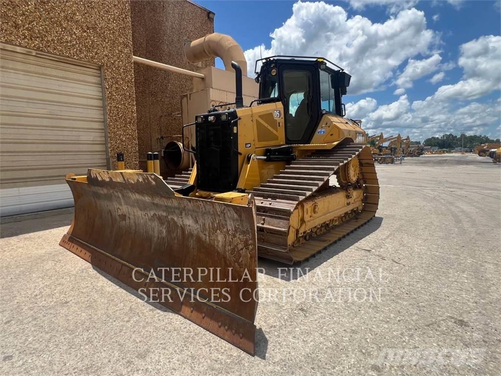 CAT D5-17VP Pásové dozéry