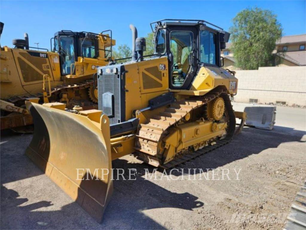CAT D5-17VP Pásové dozéry