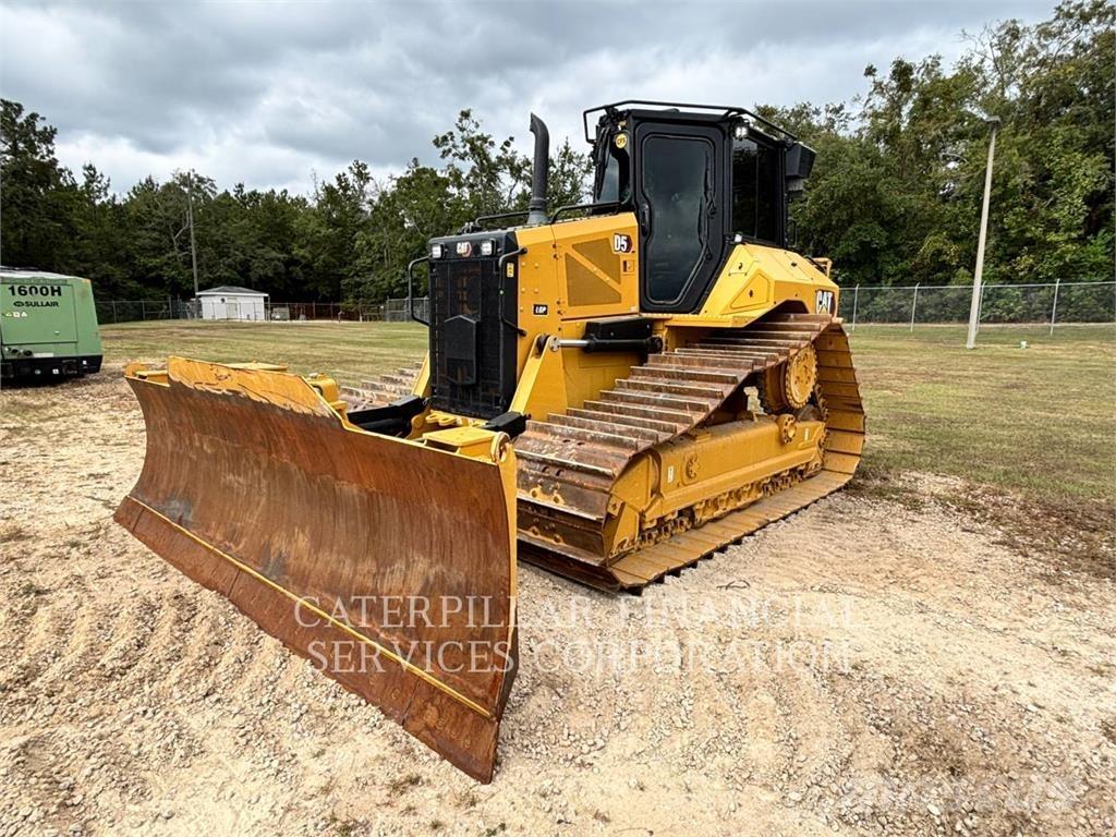 CAT D5-17VP Pásové dozéry