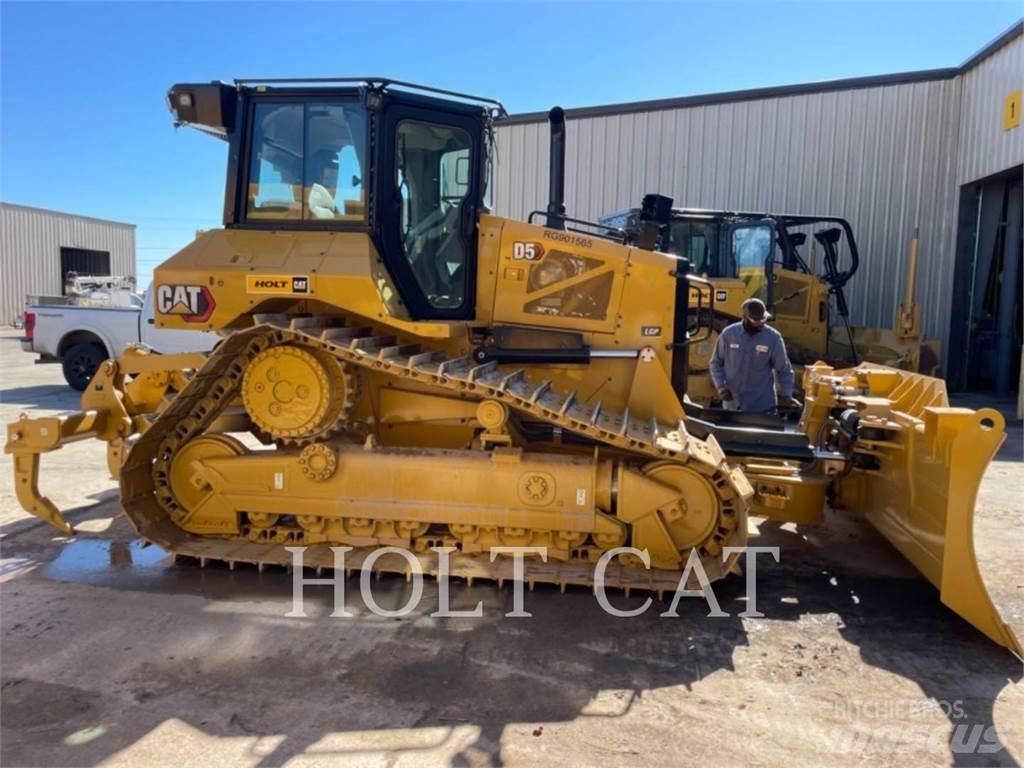 CAT D5 LGP Pásové dozéry