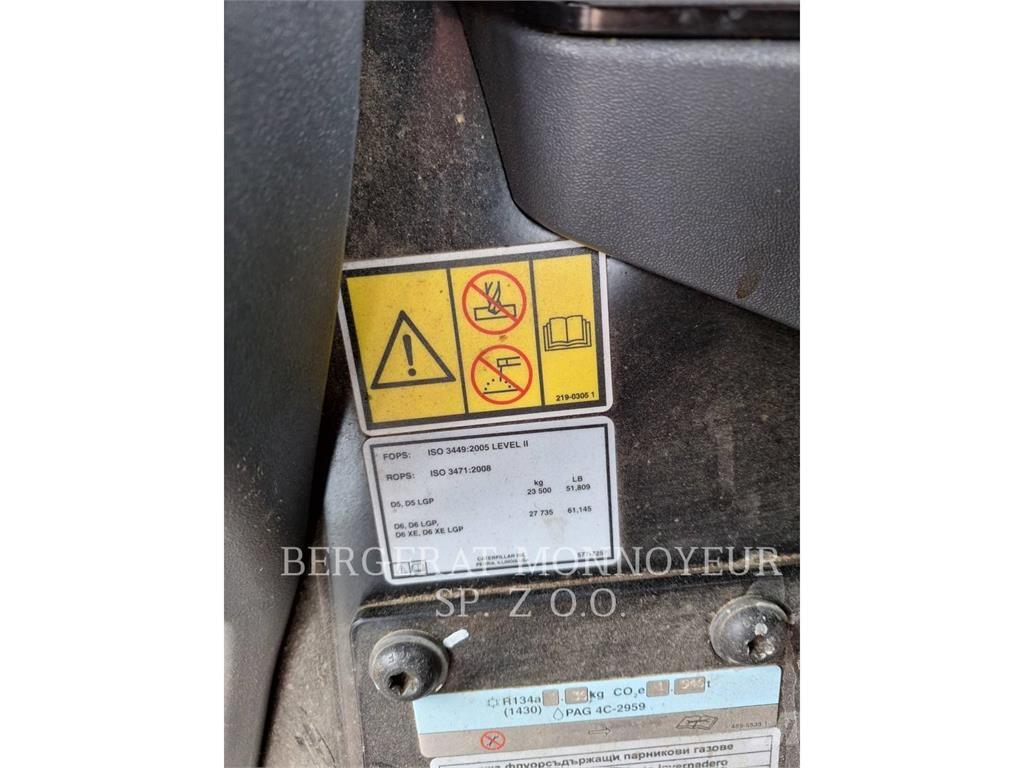 CAT D5 LGP Pásové dozéry