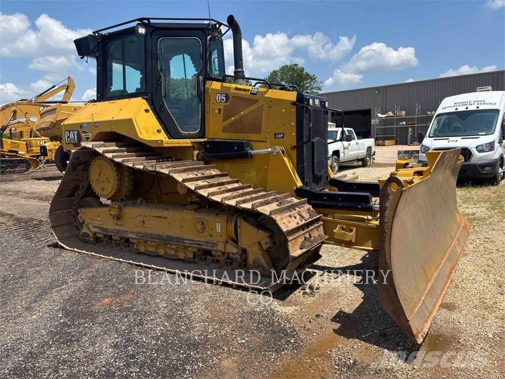 CAT D5 LGP Pásové dozéry