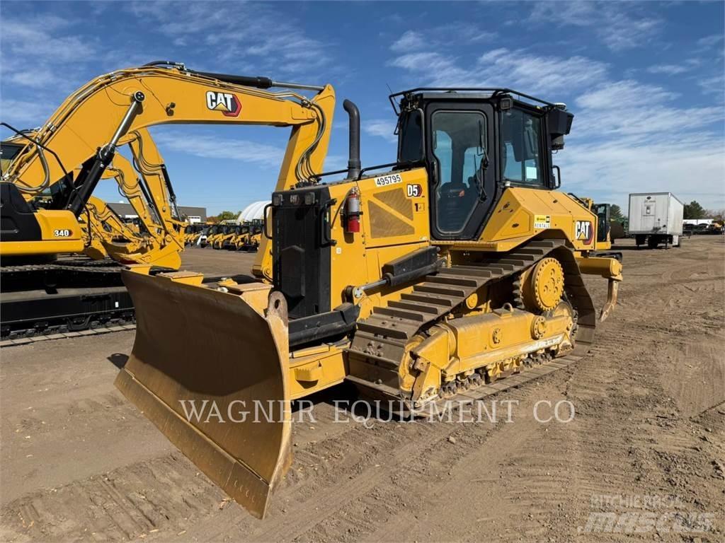 CAT D5 VP Pásové dozéry