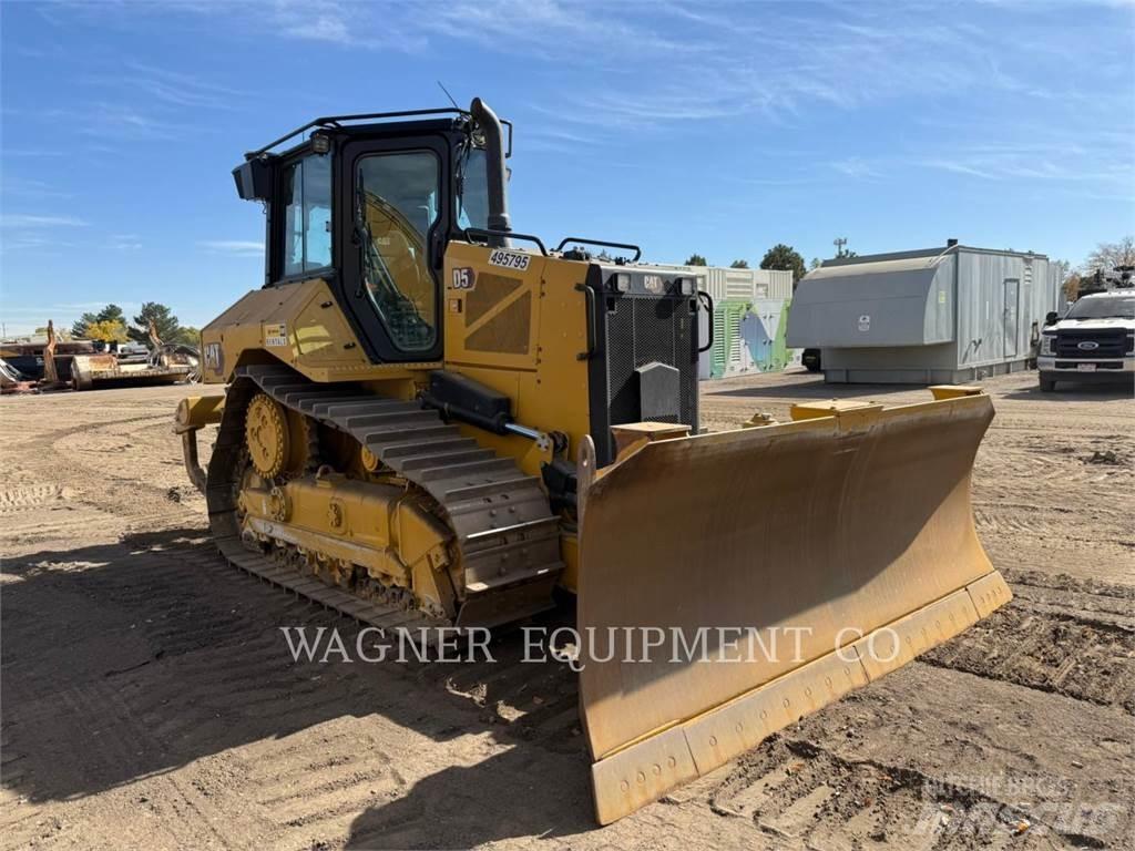 CAT D5 VP Pásové dozéry