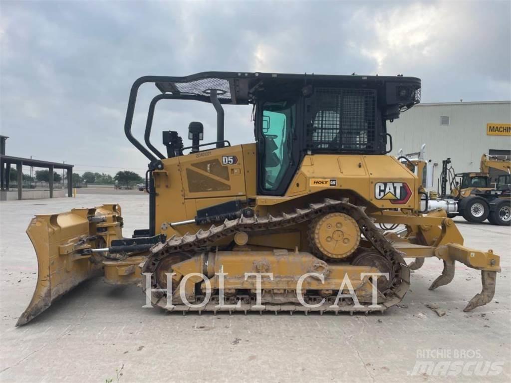 CAT D5 VP Pásové dozéry