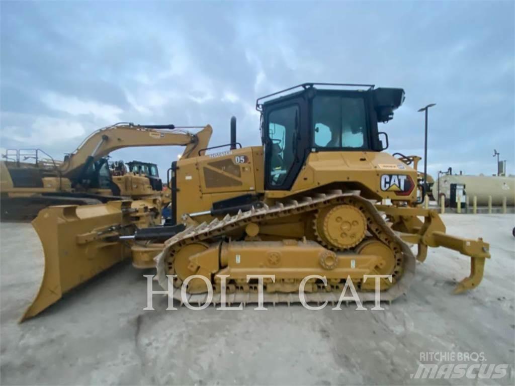 CAT D5 VP Pásové dozéry