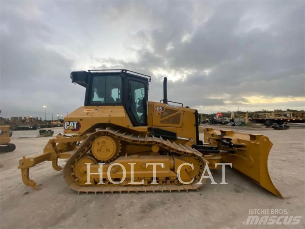 CAT D5 VP Pásové dozéry