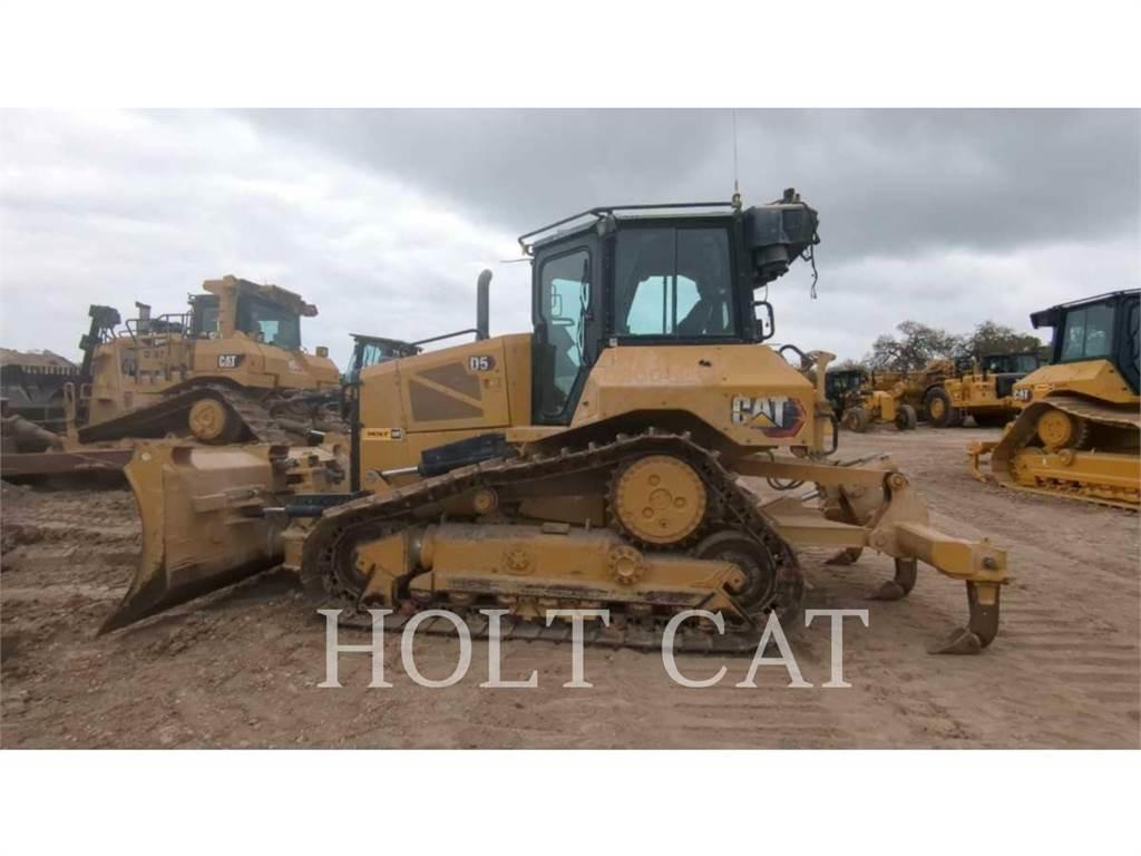 CAT D5 VP Pásové dozéry