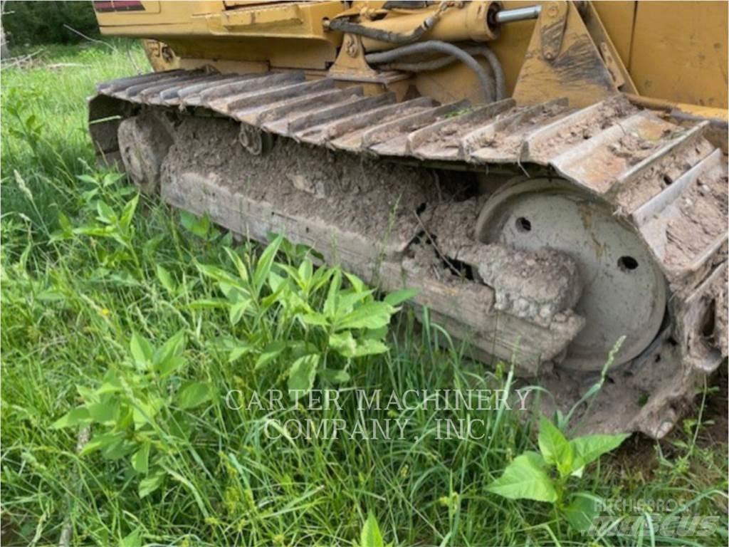 CAT D5GXL Pásové dozéry