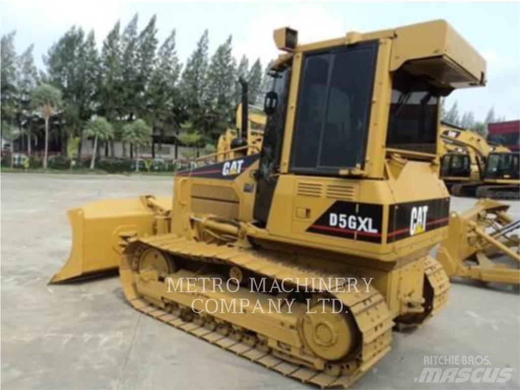CAT D5GXL Pásové dozéry