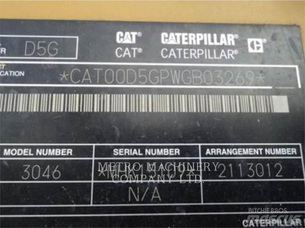 CAT D5GXL Pásové dozéry