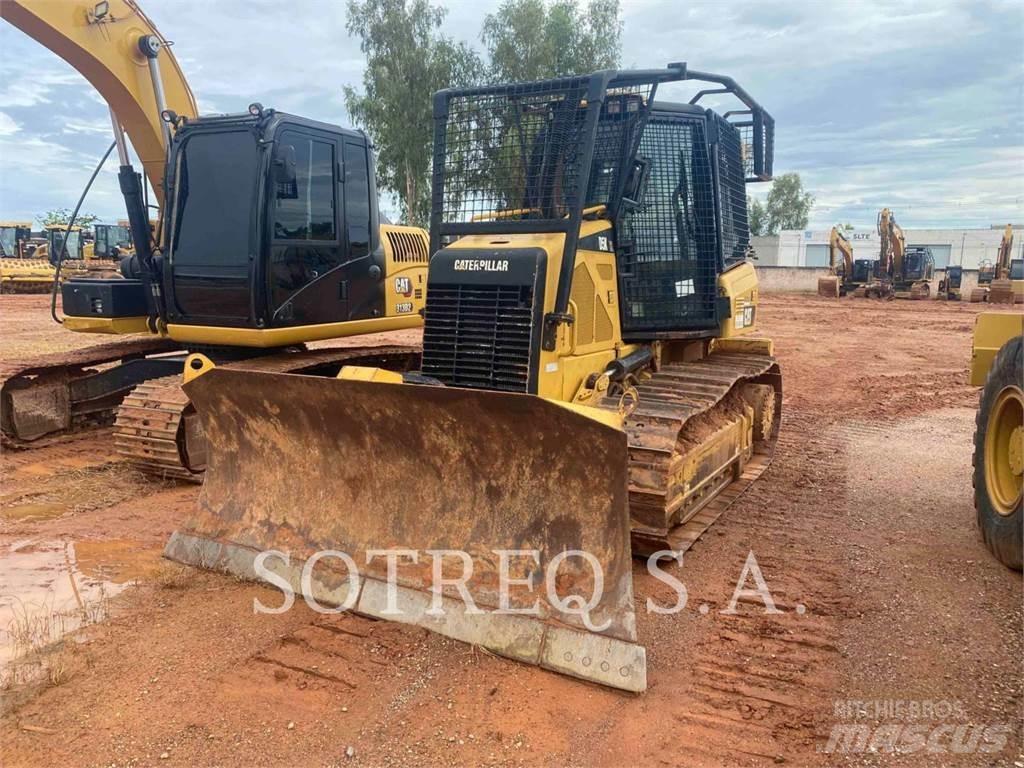 CAT D5K Pásové dozéry