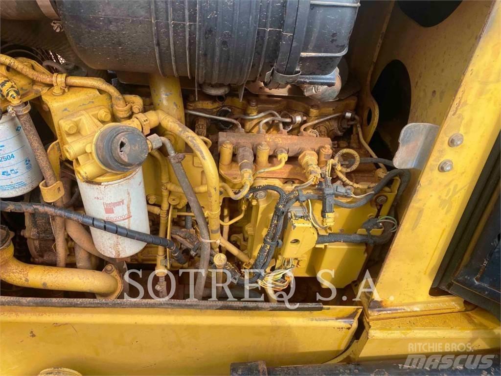 CAT D5K Pásové dozéry