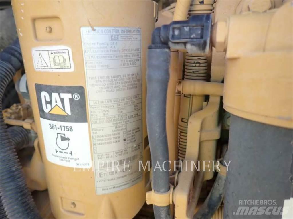 CAT D5K Pásové dozéry