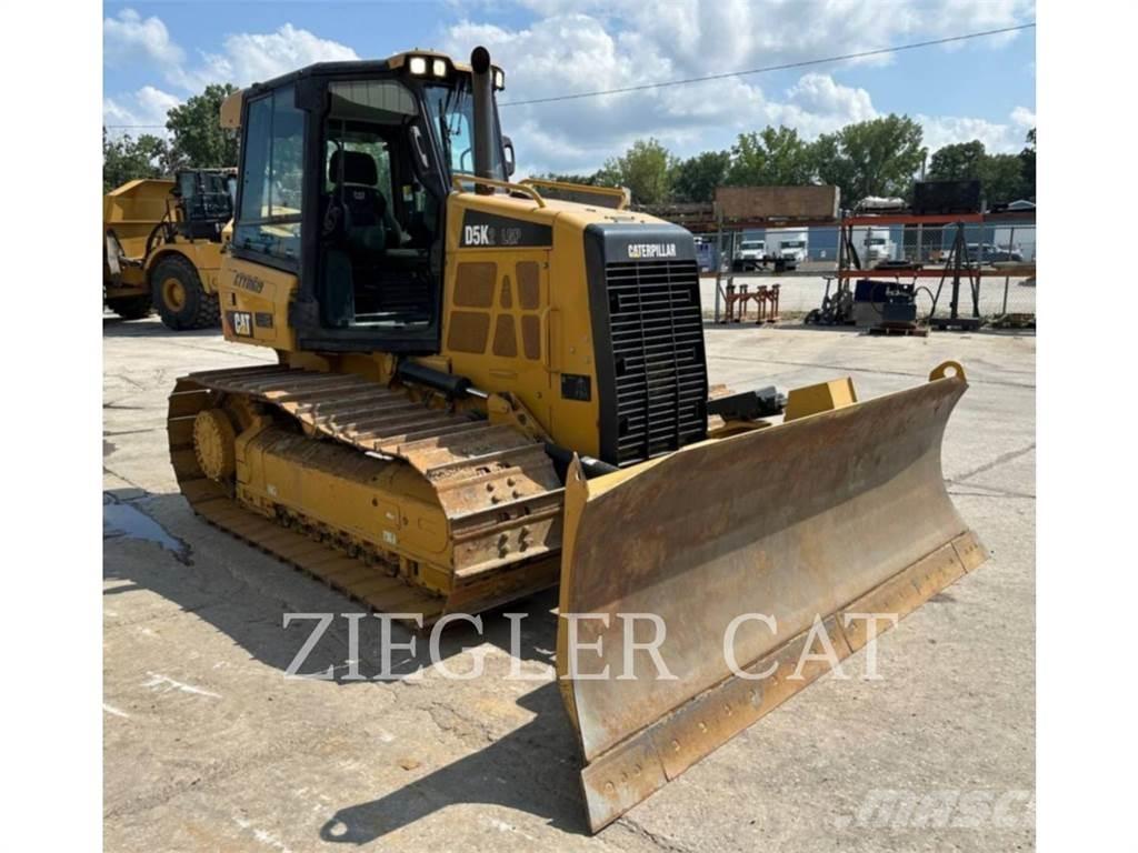 CAT D5K Pásové dozéry