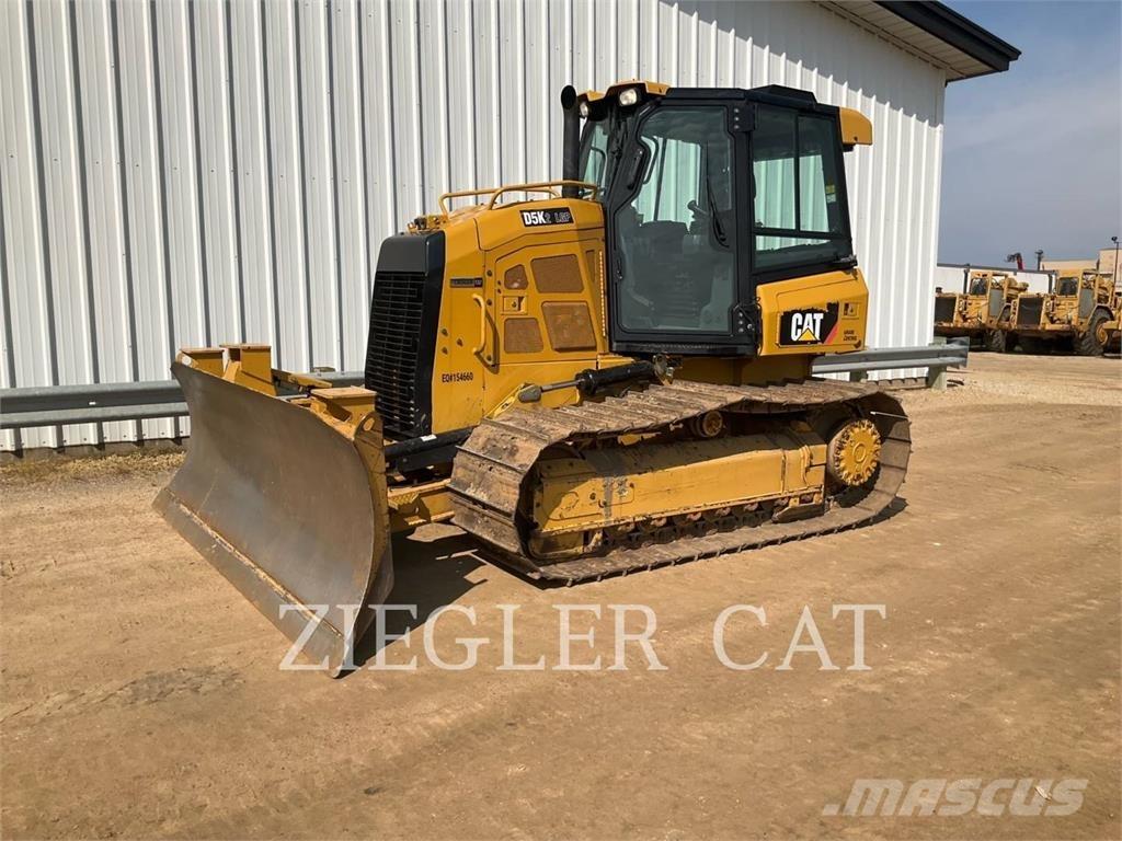 CAT D5K2 Pásové dozéry