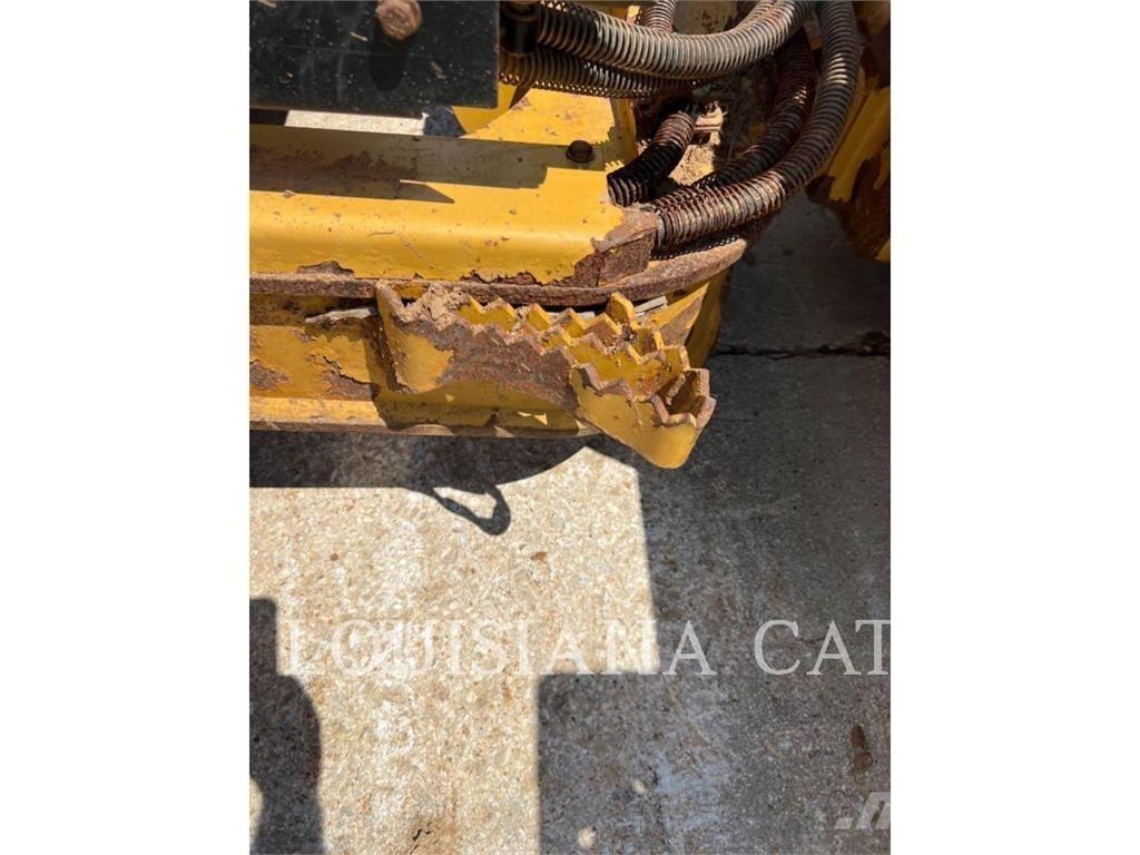 CAT D5K2 LGP Pásové dozéry