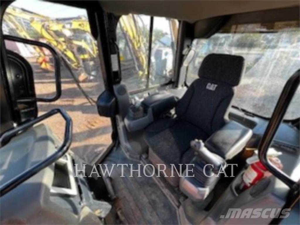 CAT D5K2 XL Pásové dozéry