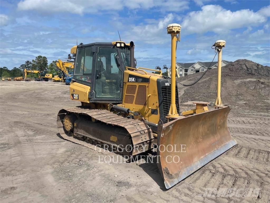 CAT D5K2LGP Pásové dozéry