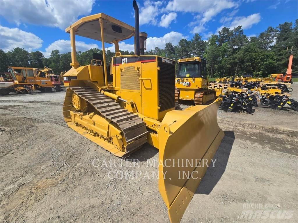 CAT D5MXL Pásové dozéry