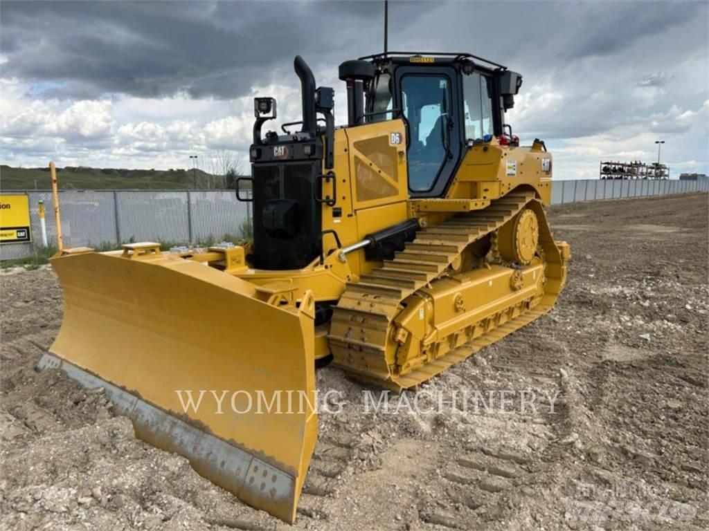 CAT D6 Pásové dozéry