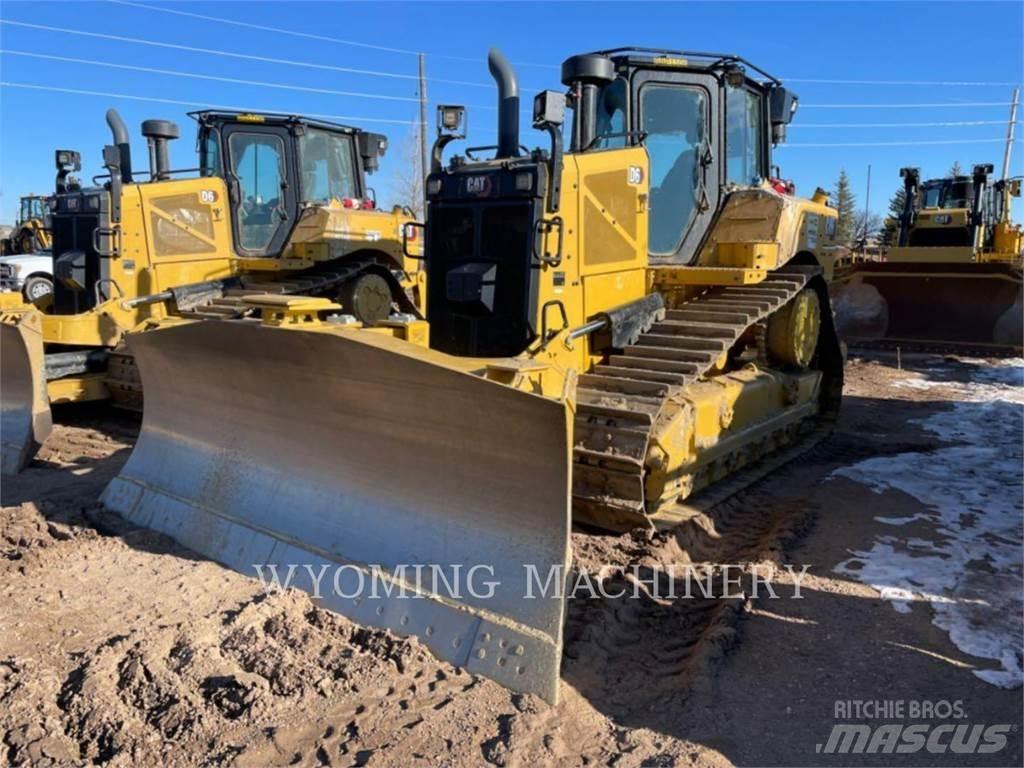 CAT D6 Pásové dozéry