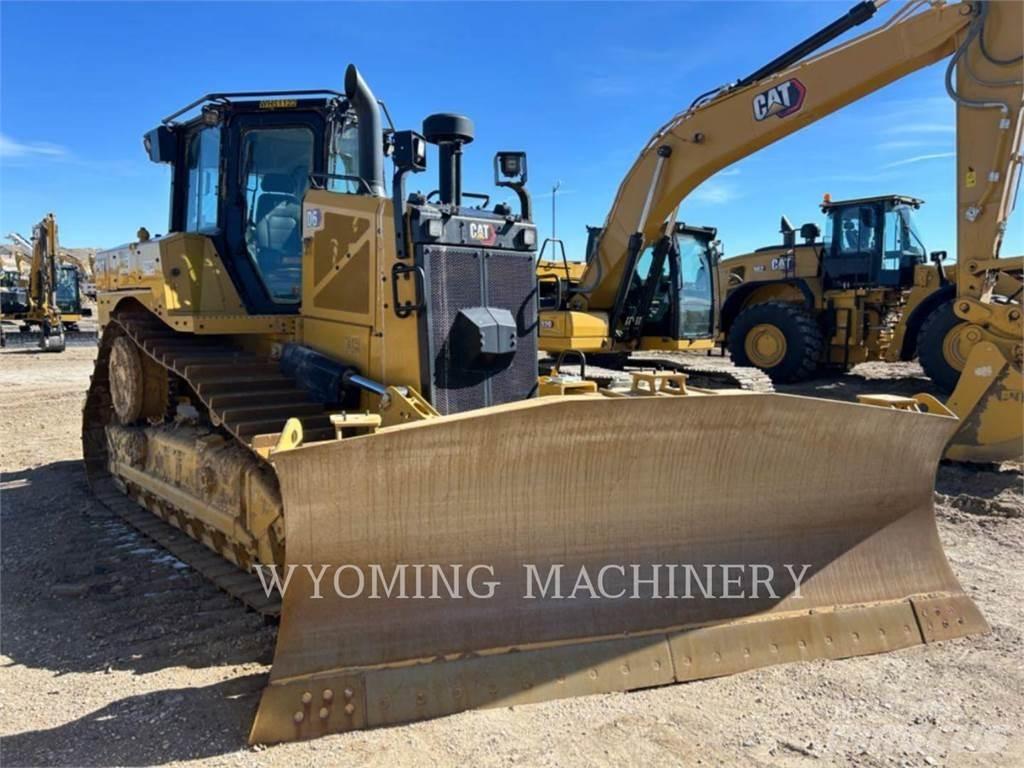 CAT D6 Pásové dozéry