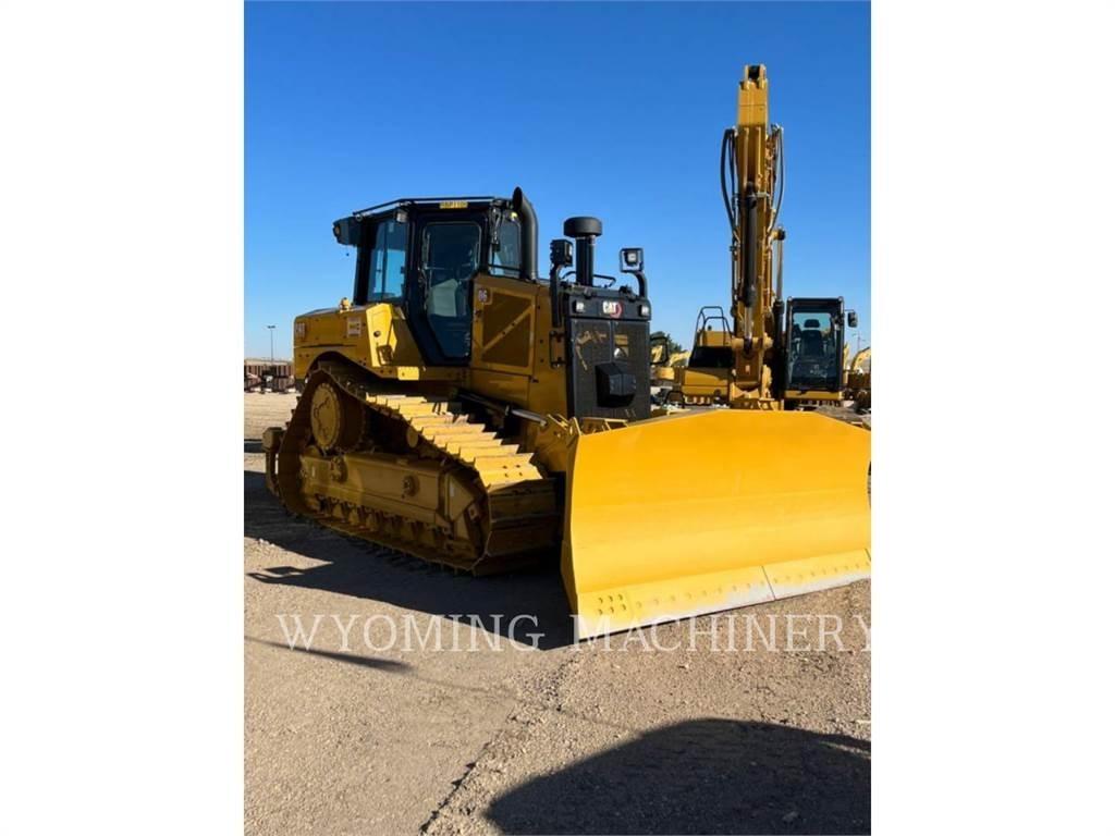 CAT D6 Pásové dozéry