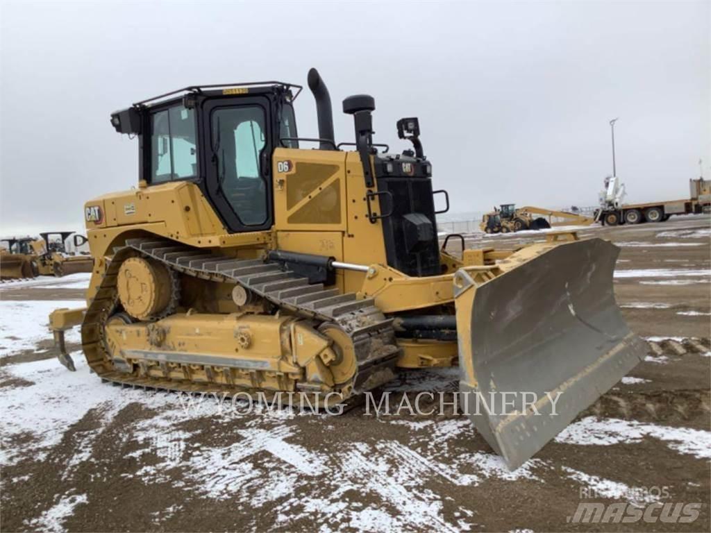 CAT D6 Pásové dozéry