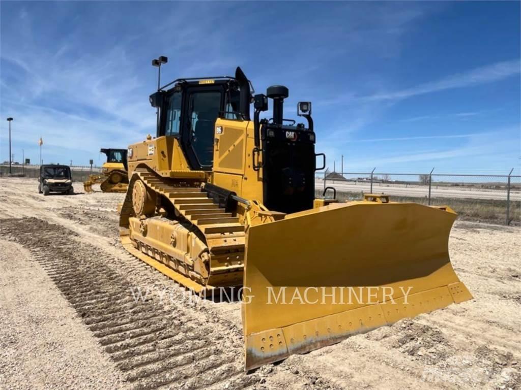 CAT D6 Pásové dozéry