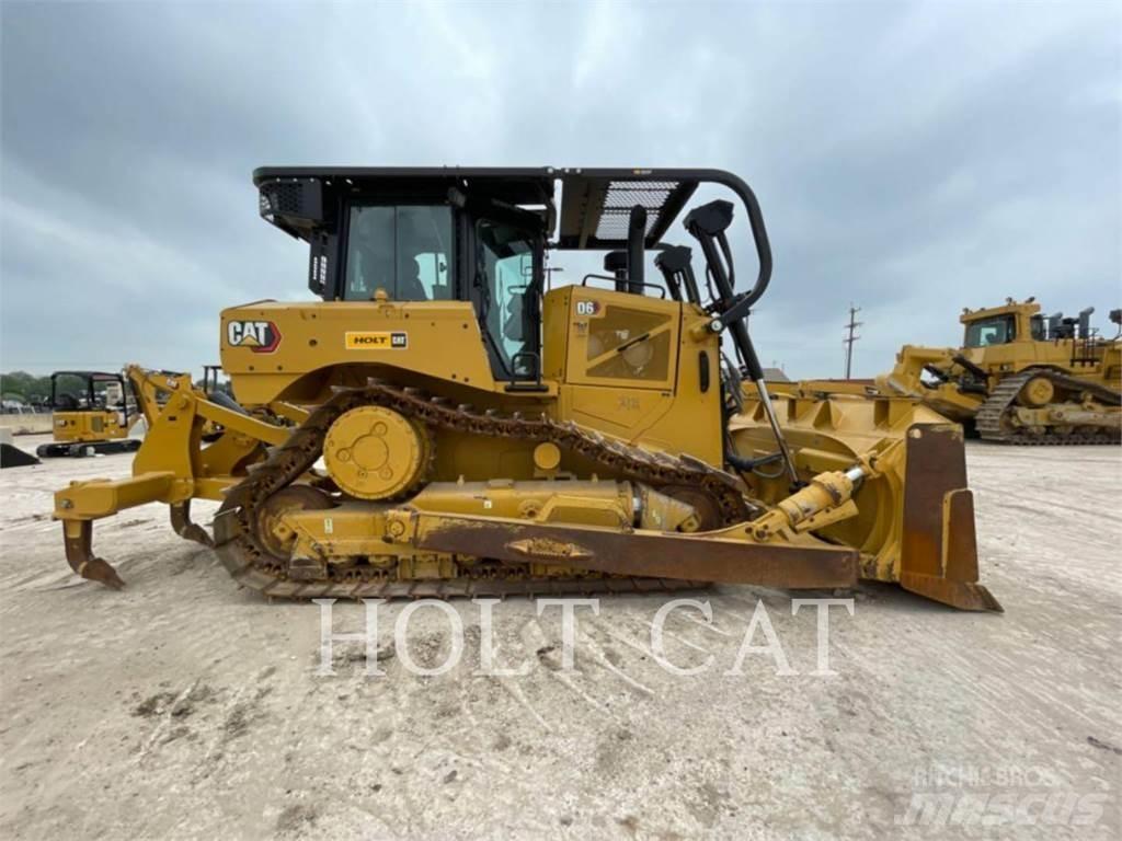 CAT D6 Pásové dozéry