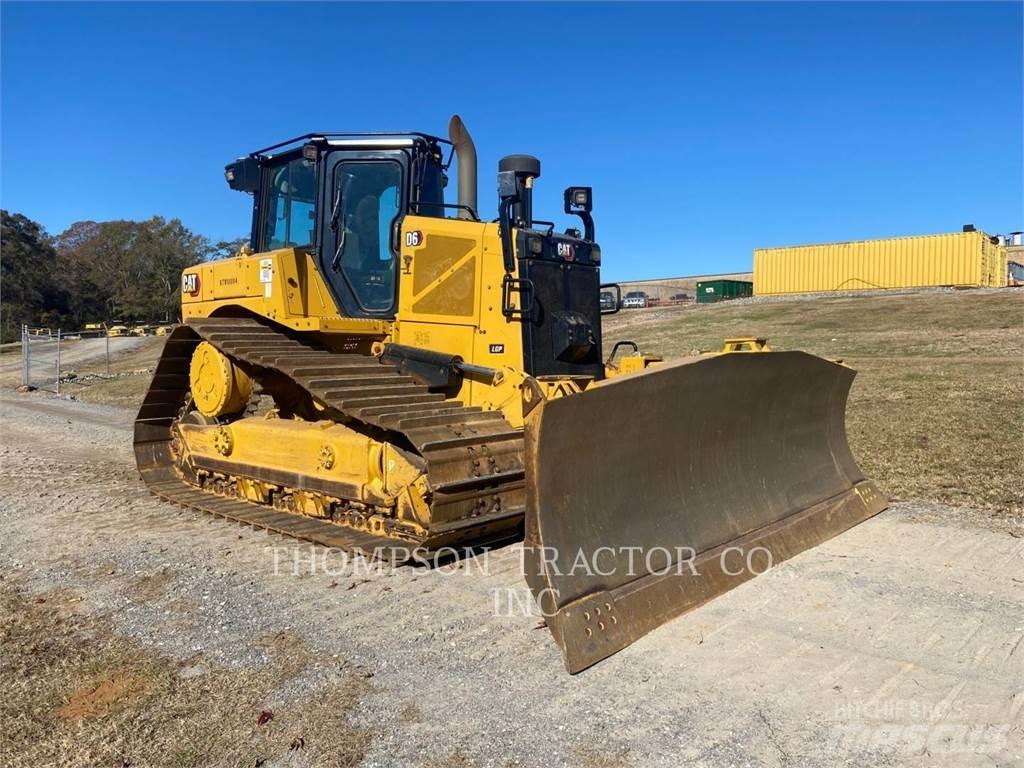CAT D6 Pásové dozéry