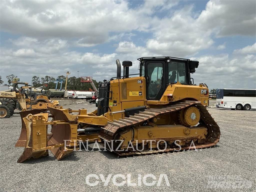 CAT D6 Pásové dozéry