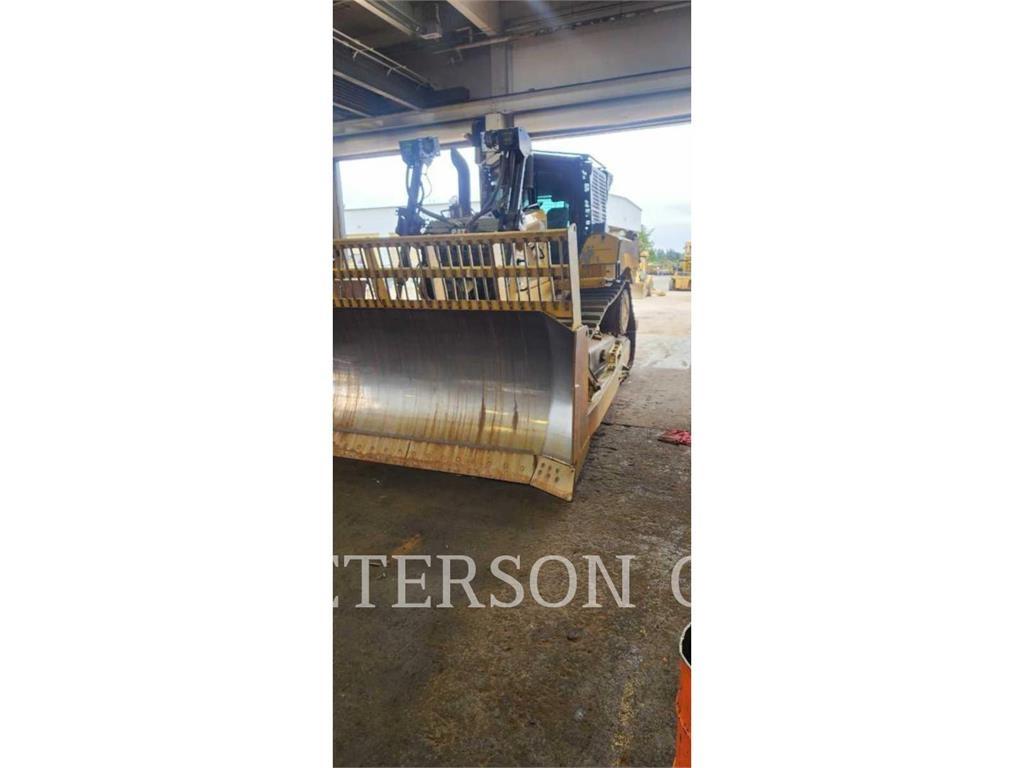 CAT D6 Pásové dozéry