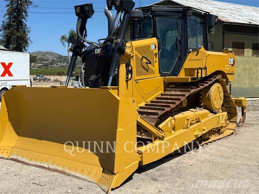 CAT D6 Pásové dozéry