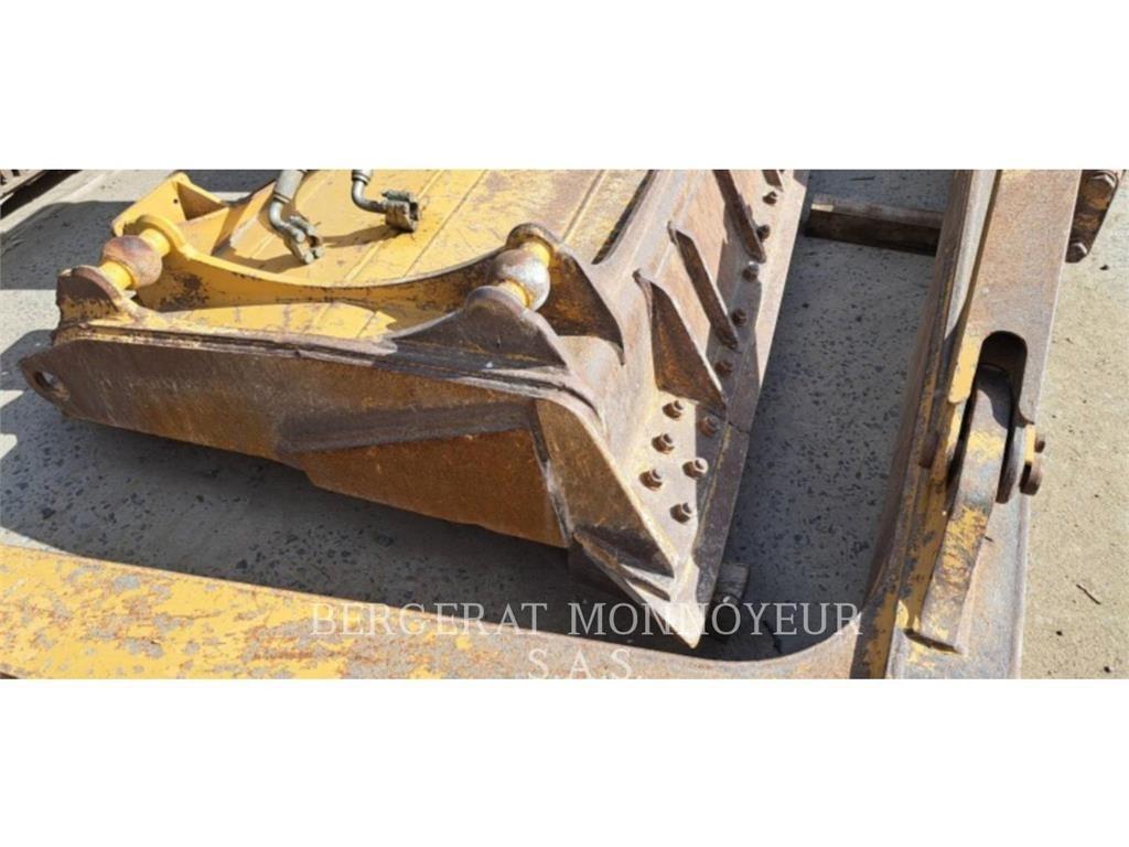 CAT D6-20 Pásové dozéry