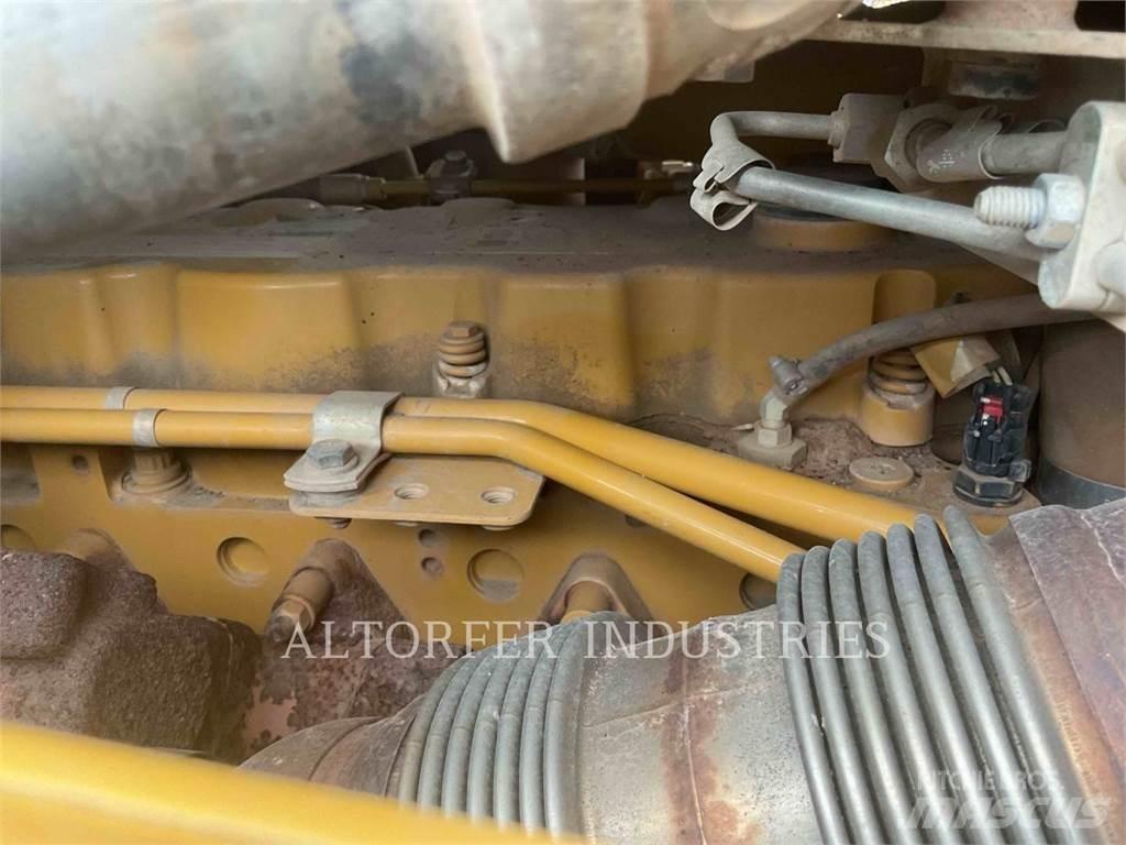 CAT D6-20PAT3D Pásové dozéry