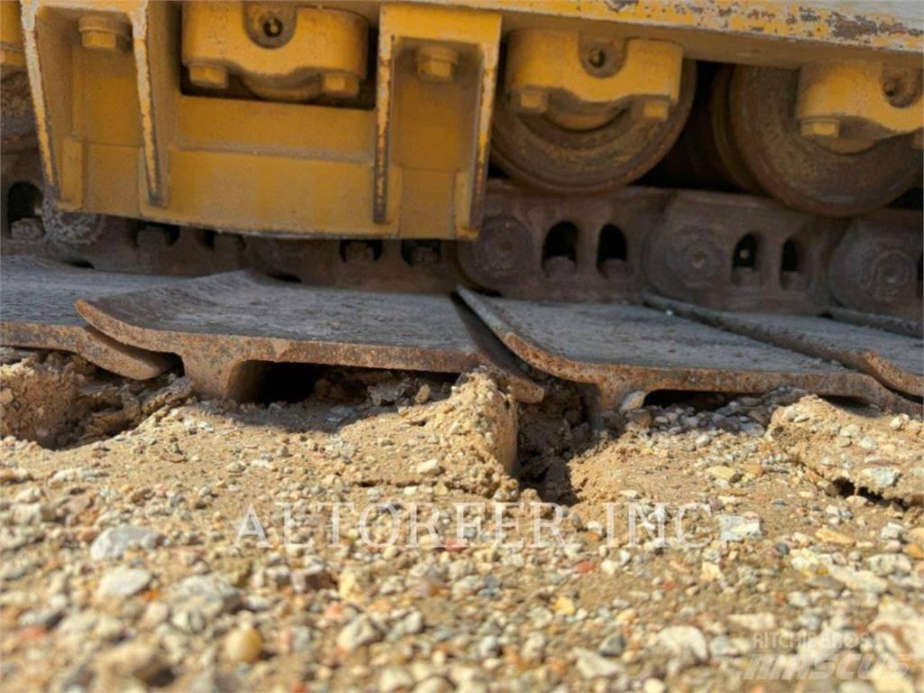 CAT D6-20VPAT Pásové dozéry