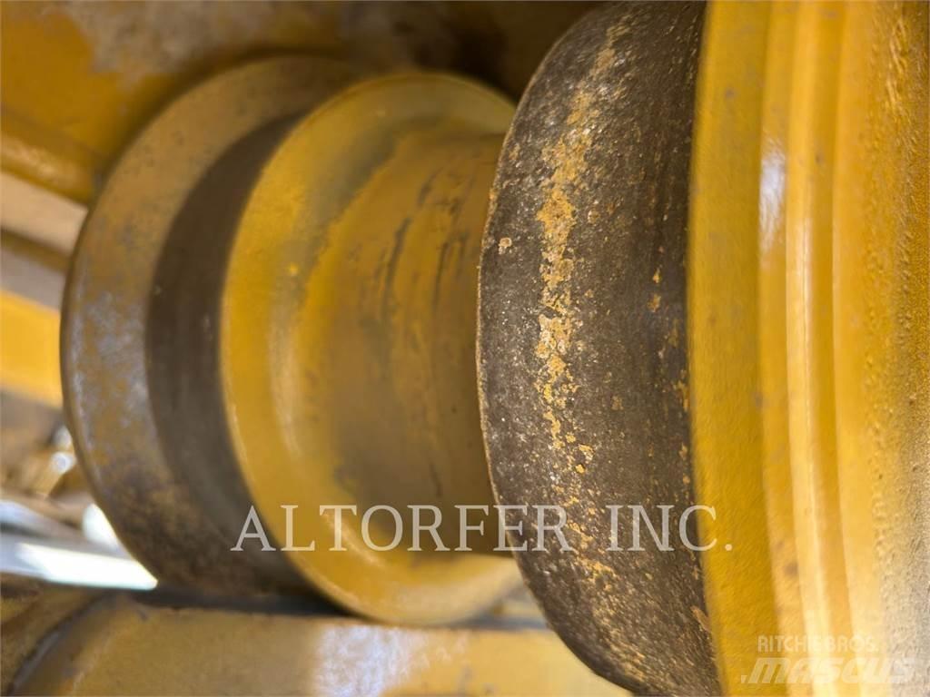CAT D6-20VPAT Pásové dozéry