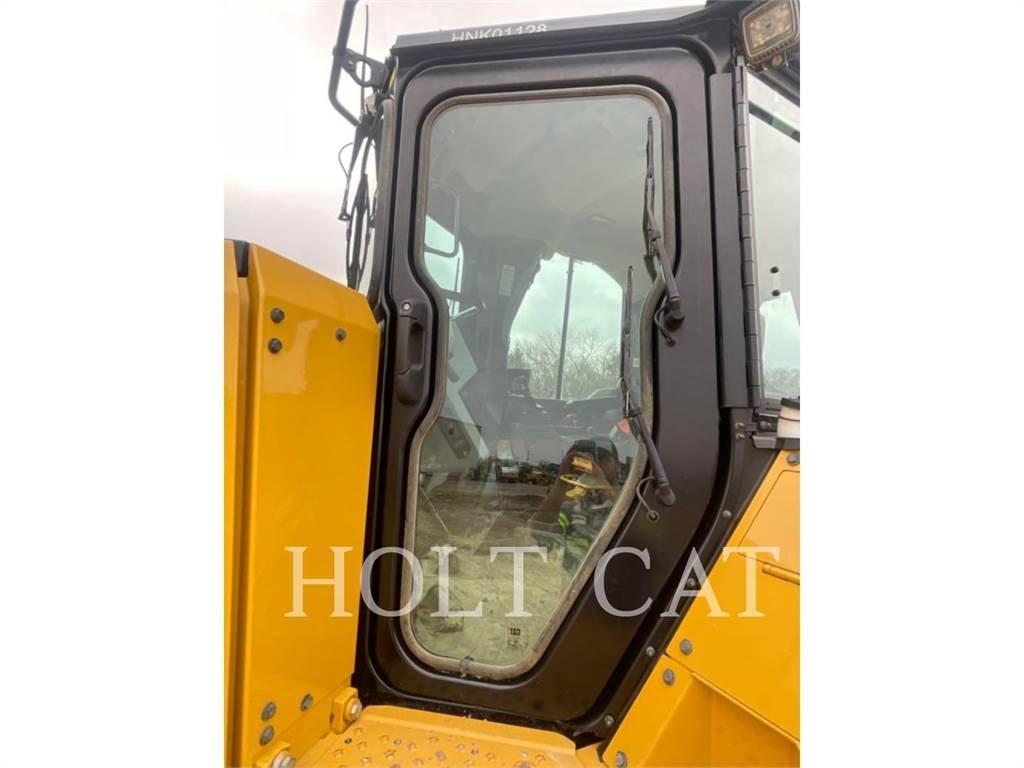 CAT D6 3D Pásové dozéry