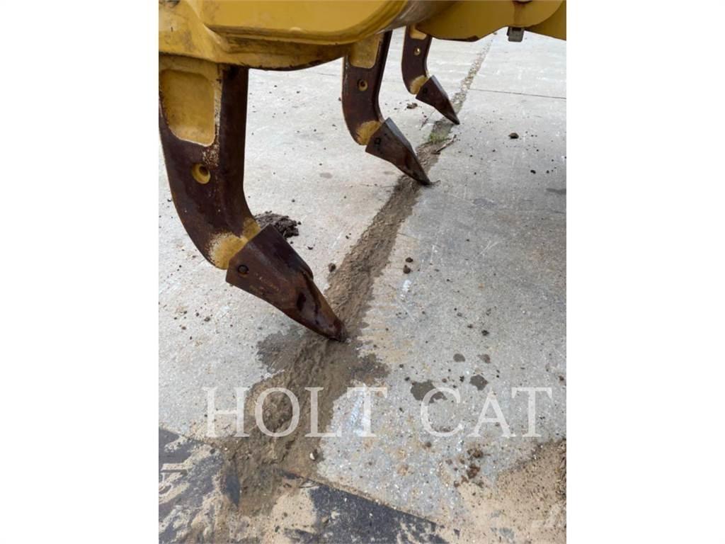 CAT D6 3D Pásové dozéry