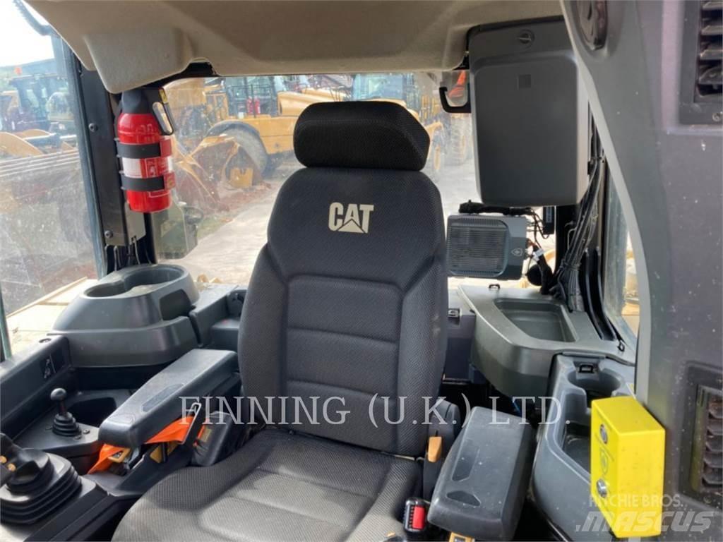 CAT D6 LGP 36 Pásové dozéry
