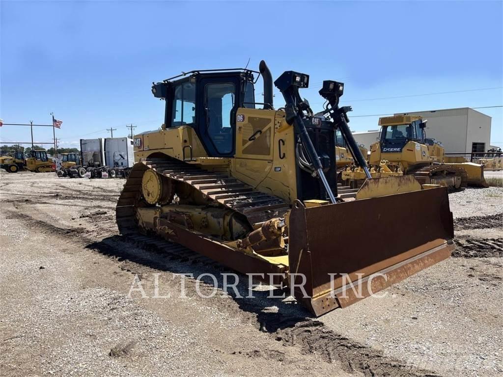 CAT D6 LGP 3D Pásové dozéry