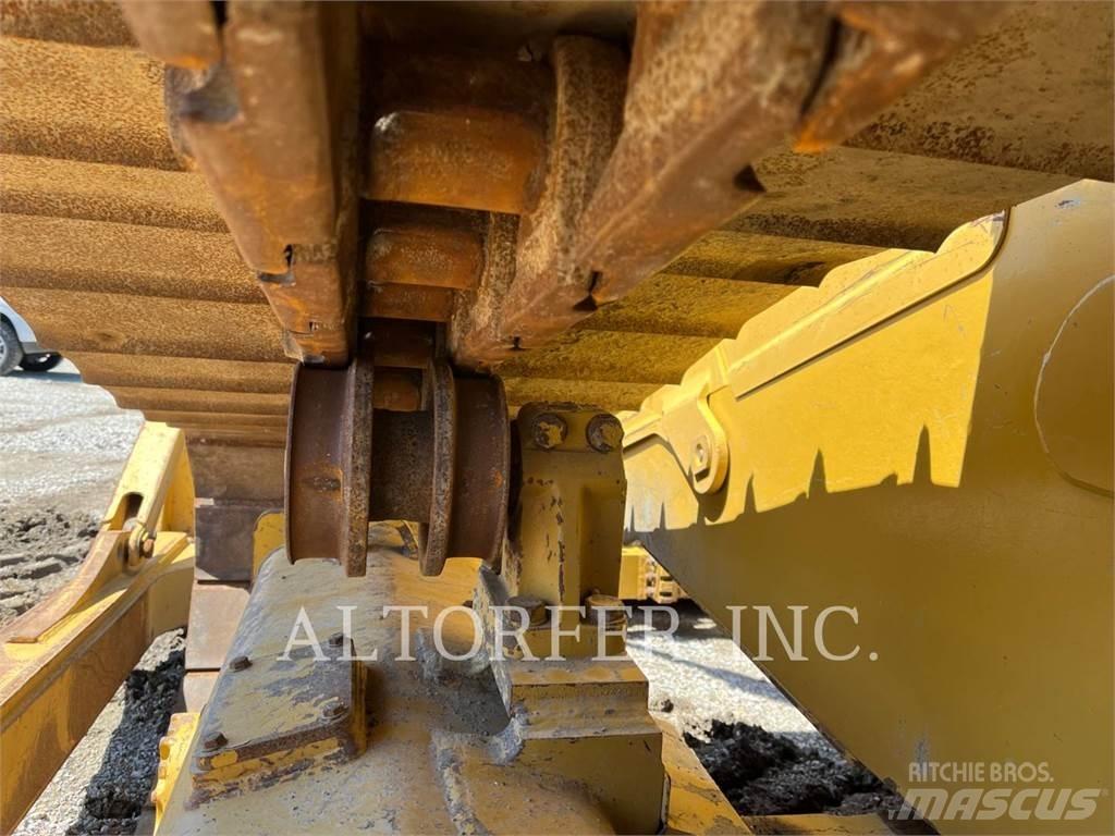 CAT D6 LGP 3D Pásové dozéry