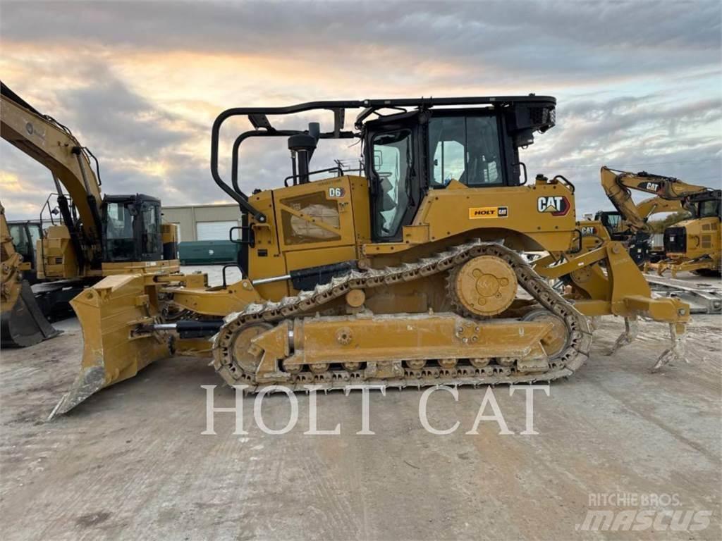 CAT D6 VP Pásové dozéry