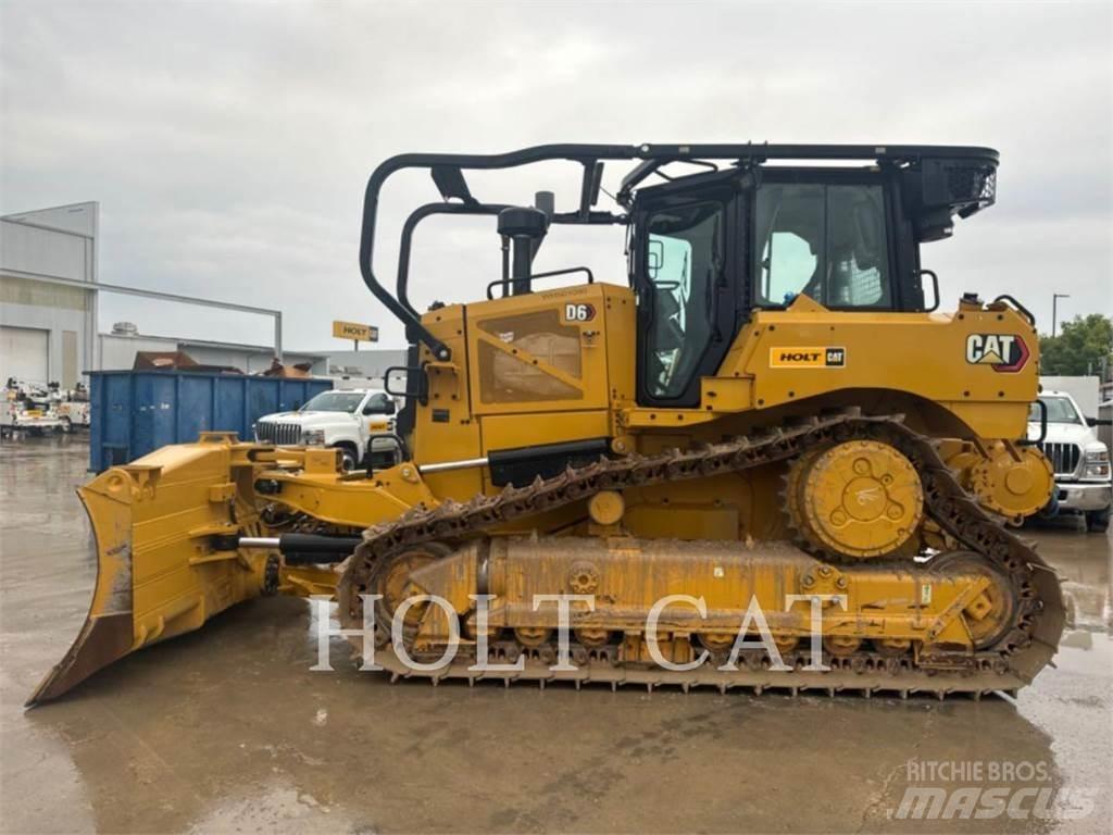CAT D6 VP Pásové dozéry
