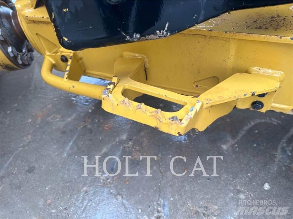 CAT D6 VP Pásové dozéry