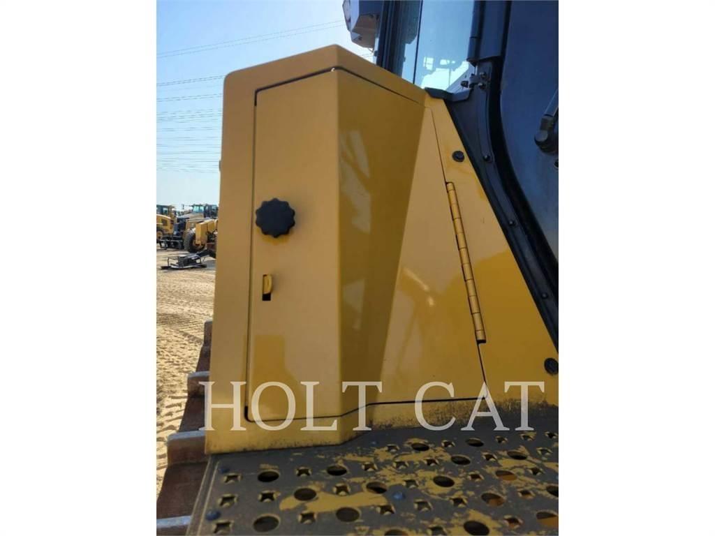 CAT D6 VP Pásové dozéry
