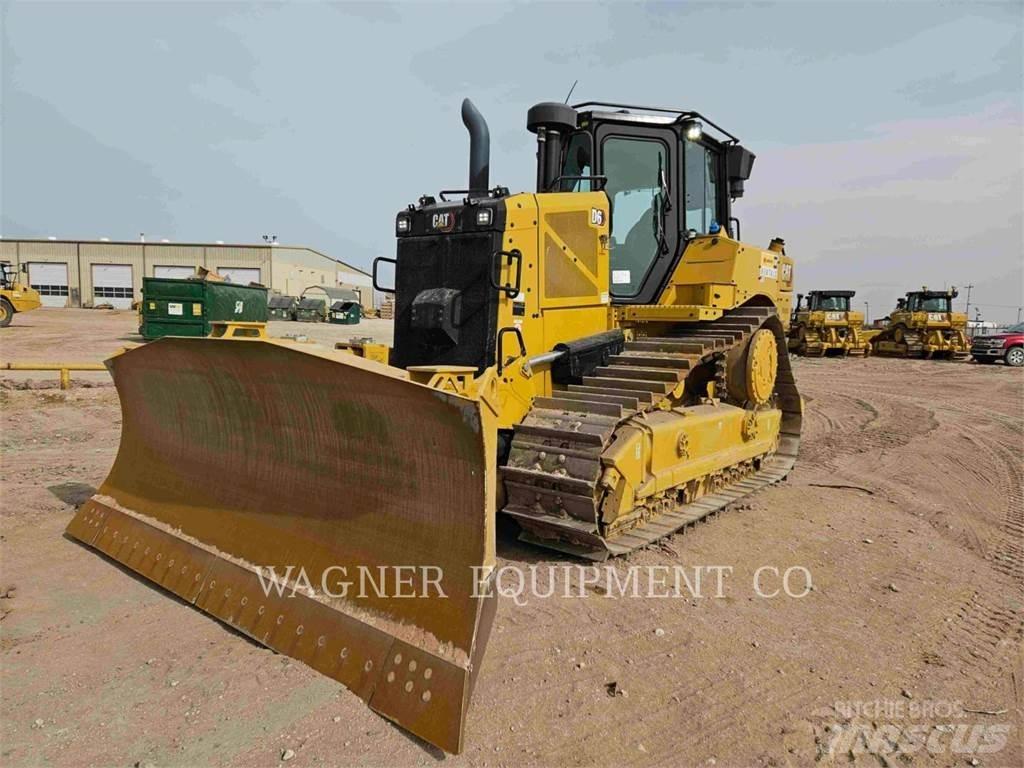 CAT D6 VP Pásové dozéry