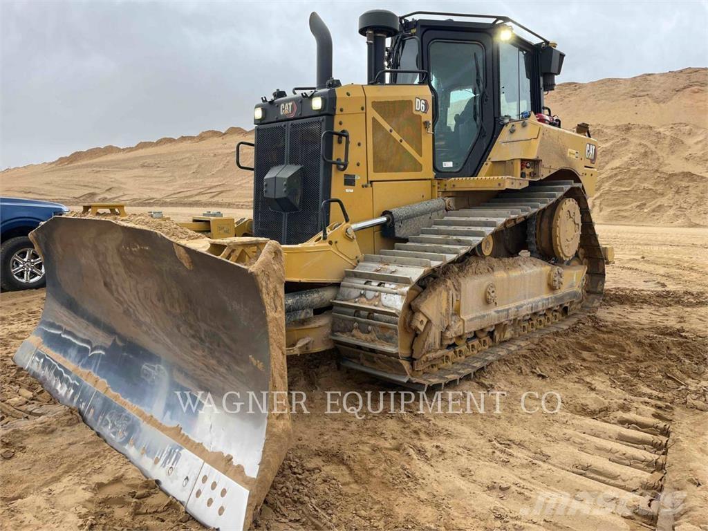 CAT D6 VP Pásové dozéry